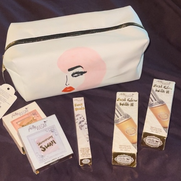 Pretty Vulgar 2 Highlighters, Bronzer, Mascara, Illuminator & Bag. $135 Value. - Picture 4 of 6